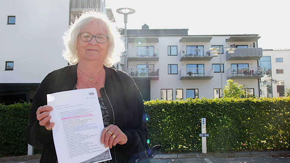 "Rum för livet" med 100 procent rökfri ute- och innemiljö lovade EHB i huset på Sadelmakargatan. Nu är det inte längre rökfritt och Gunvor Röhr är en av flera hyresgäster som är besvikna på EHB.