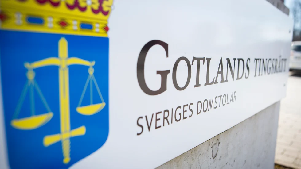En stugtvist ska avgöras i Gotlands tingsrätt.