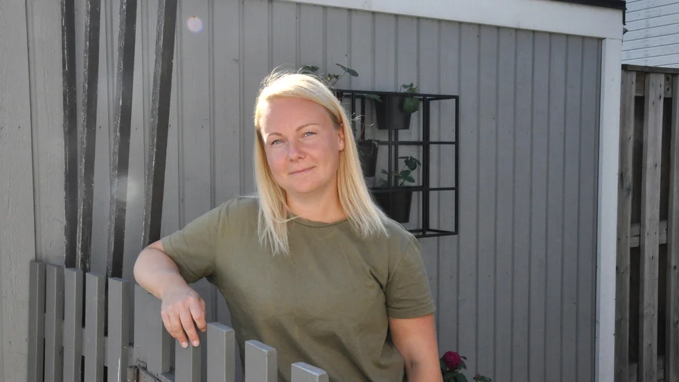 Kombinationen med människor och hundar är det Sari gillar bäst med yrket. 