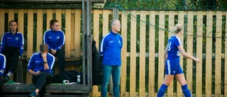 Tränaren: "Det går inte med den här truppen"