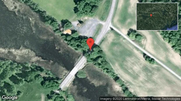 Stopp på väg 214 på grund av singelolycka med en personbil