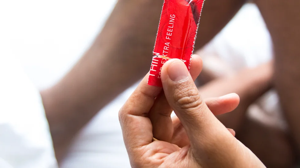 "Information om könssjukdomar, preventivmedel och fetischer är visserligen en googling bort. Men internet minskar förmodligen inte stigmat för hiv-smittade" skriver Ida Stiller. 