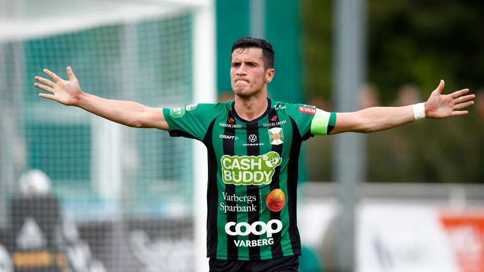 Varbergs Astrit Selmani kvitterade sent från straffpunkten mot AIK.