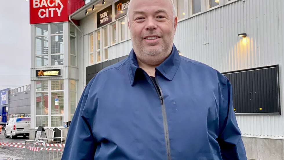 Klart med ny hyresgäst i den tomma lokalen bredvid Jysk, men Niclas Wikman på NP3 fastigheter är förhindrad att berätta vilka som flyttar in. (Arkivbild)