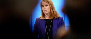 Linder: "En röst på Centern blir en röst på S-regering"