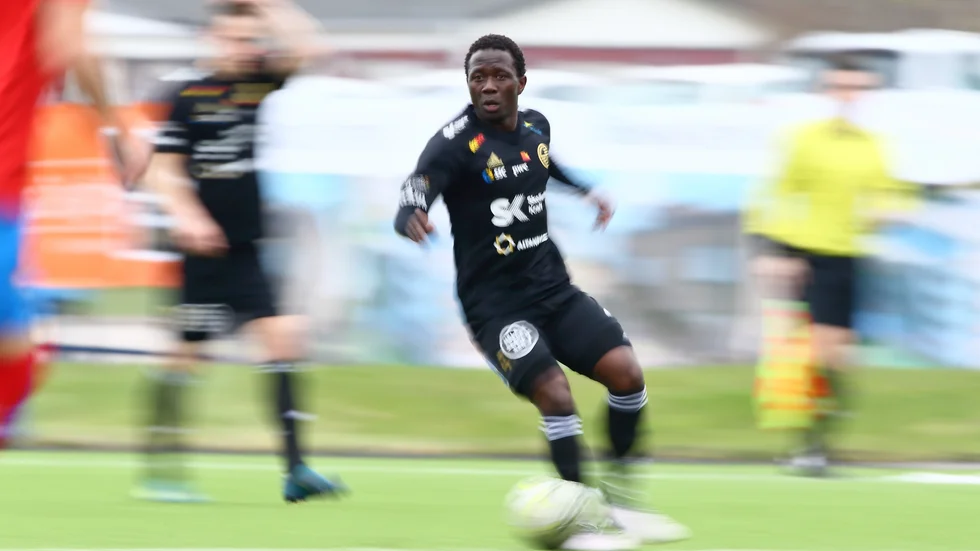 I vintras lämnade Raymond Ddungu Skellefteå FF för Hudiksvalls FF. Nu står det klart att laget till nästa säsong tar steget upp i division I.