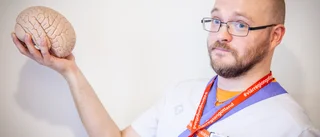 Aron har fått hjärnan på hjärnan