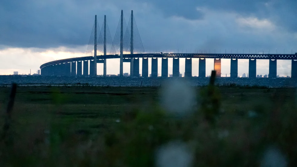 Ta inte resan över Öresundsbron till tolv av Sveriges 21 regioner om det inte är nödvändigt, uppmanar det danska utrikesdepartementet. Arkivbild.