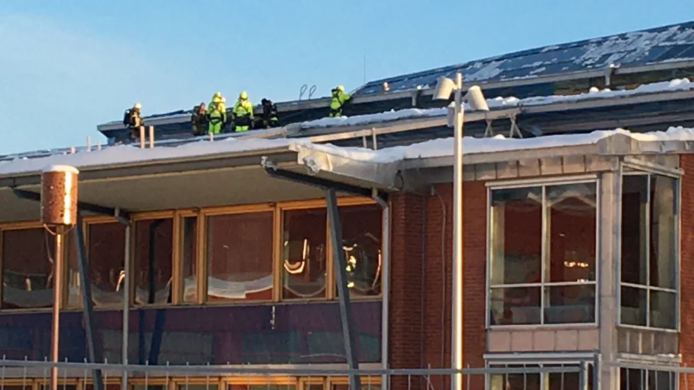 Vid 08.40 inkom ett larm om brand på Luleå tekniska universitets bibliotek. 