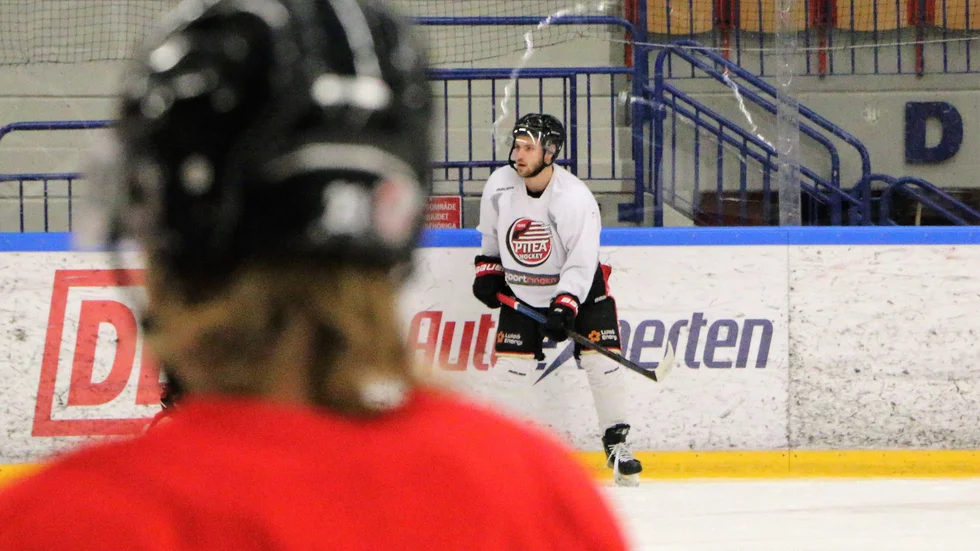 Luleå Hockey-lånet Henrik Claeson stod för en assist när Piteå Hockey förlorade mot Örnsköldsvik. (Arkivbild)
