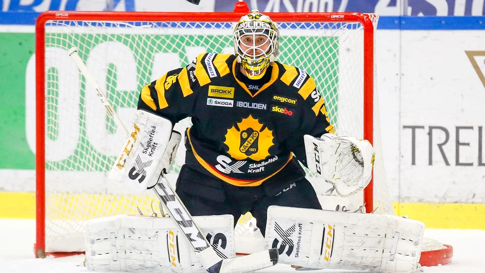 Markus Svensson och frun Moa väntar enäggstvillingar, därför blir det inget mer spel denna säsong.