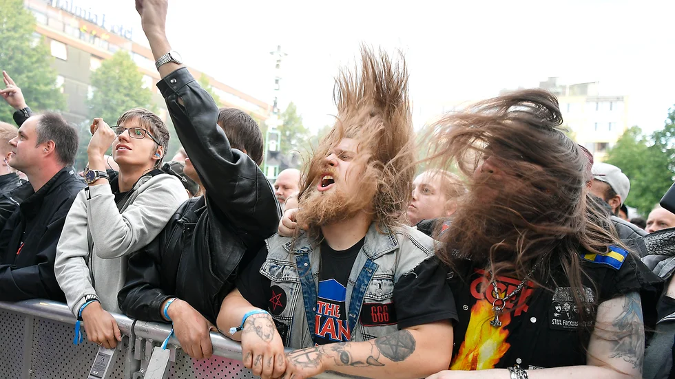 Snart kan publikfest och headbang till musik vara verklighet igen.