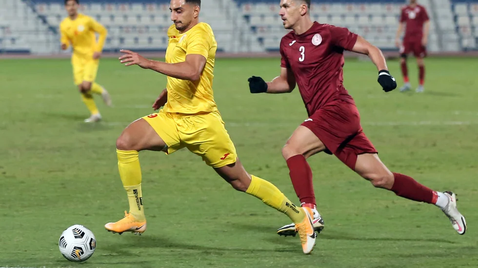 Mahmoud Eid inledde med att göra succé i Mesaimeer SG i Qatars andraliga, har haft problem med en lättare fotskada – men hoppas vara tillbaka inom kort. 