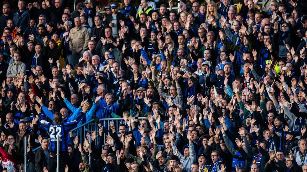De flesta supportrarna har efterskänkt sina årskort. 