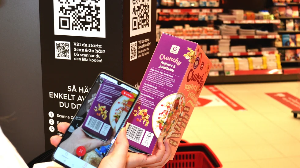 På Willys butik på Kungsgatan i Uppsala kan kunderna numera scanna och betala med sin mobiltelefon och slippa stå i kö.
