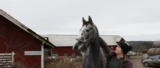 Hon öppnar en ny ridskola i Edsbruk: "Lite annorlunda"