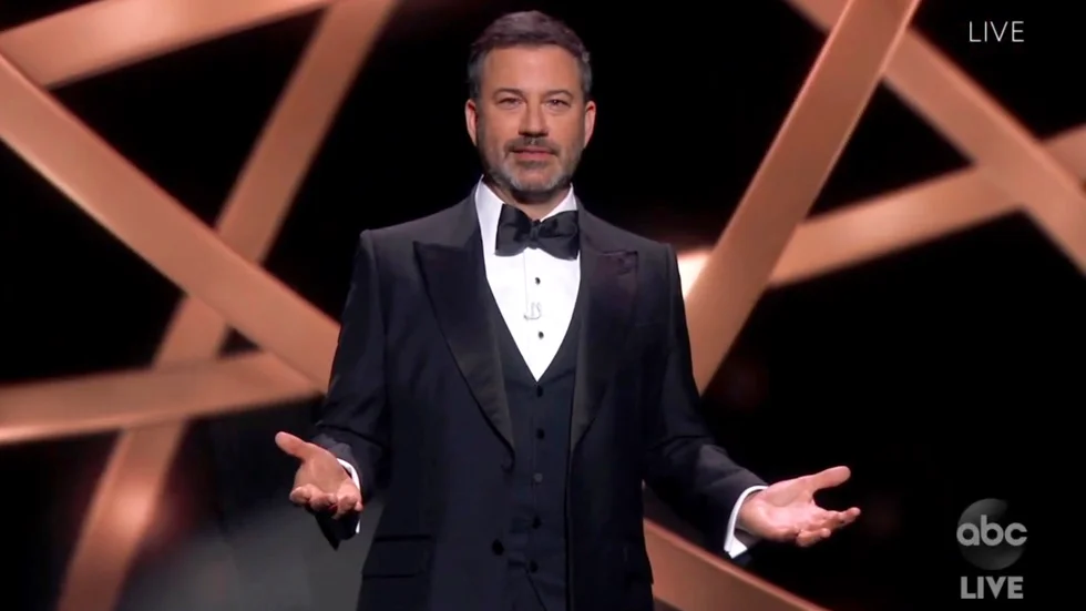 Komikern Jimmy Kimmel är en av kändisarna som kommenterar presidentvalet på sociala medier. Akrivbild.