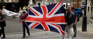 Britterna väljer strid med EU om brexitlag