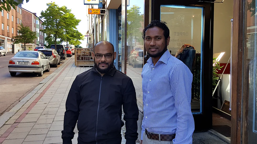 Sana Ula och Yousuf Chowdhurry Sunny flyttar Taste of Bangla till Kungsgatan i Enköpings centrum.