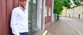 Bukowski-expert kollar antikt  hemma i Vimmerby