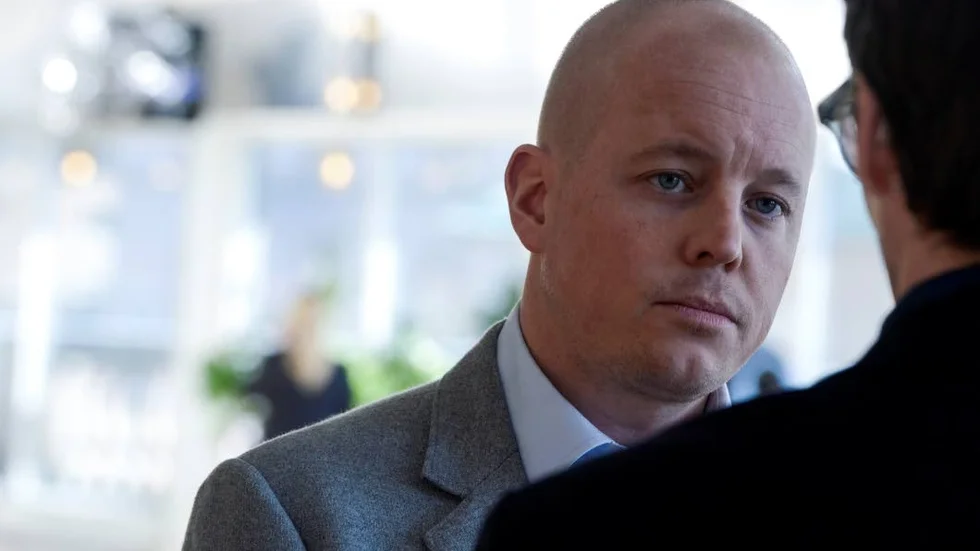 Vissa erkända minoritetsnationer skall undantas från allmänna assimileringssträvanden, hävdar Björn Söder.