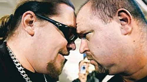 Råstarka. Kalle Lane och Håkan Petschler är två av de tävlande som kommer till Vimmerby på lördag.