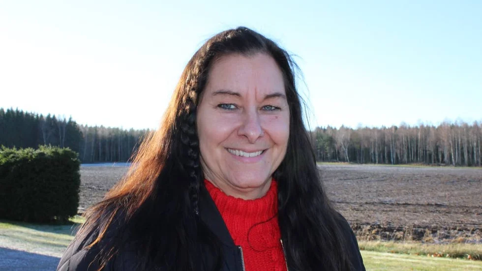 Hittat rätt. I Öjebro trivs Annelie Alexandersson. Hon är med och organiserar mycket på det lokala planet. I dag fyller hon 50 år.