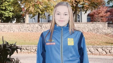 Mästare - på nytt. Vimmerbyskytten Mathilda Sjöström tog sitt tredje indviduella SM-guld när hon vann luftgevär i nationellt skytte i Linköping. Nu har hon siktet inställt på att försöka kvalificera sig till JEM i Ungern i början av nästa år.