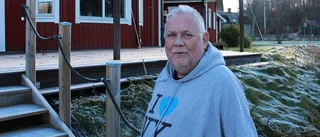 Hans brygga måste bort