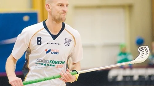 Johan "JC" Carlsson har bestämt sig för att göra comeback för Vimmerby IBK. Senast det begav sig var 2013.