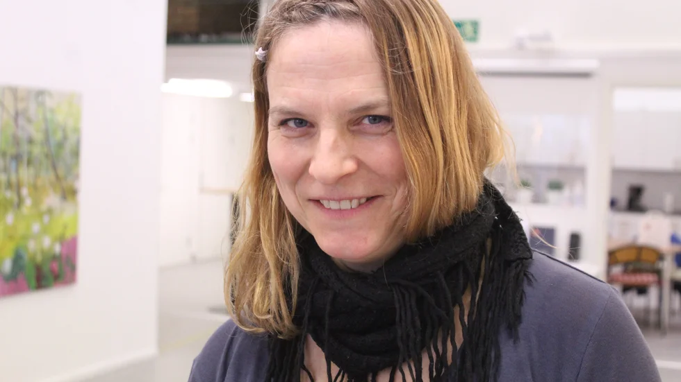 Elin Redin är en av årets utställare hos Västerviks Konstförening.