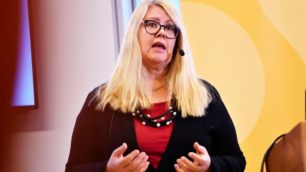 SKL:s chefsekonom Annika Wallenskog förklarar det ekonomiska läget i kommunerna.