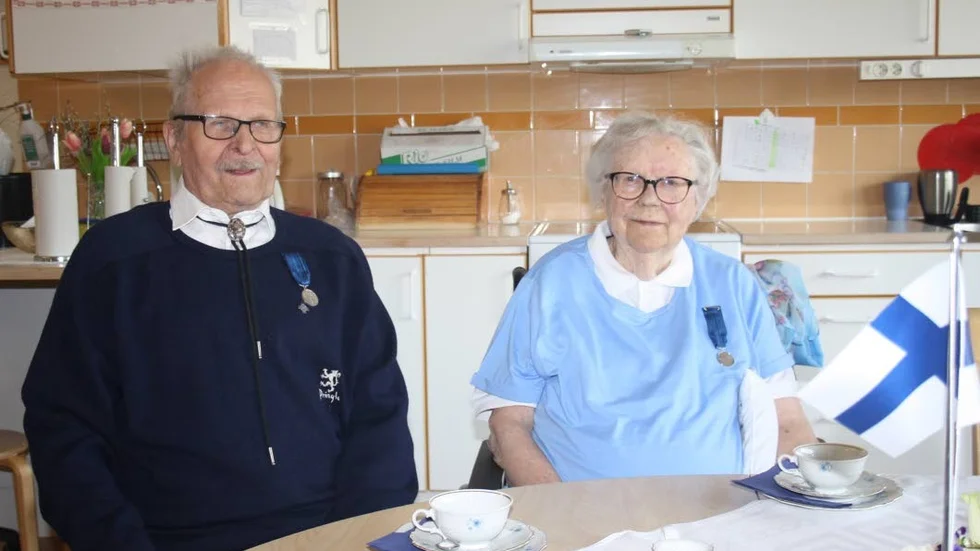 Tauno Nikko och Eeva Karjalainen minns kriget.