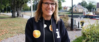 Carol dricker gärna malda gräshoppor