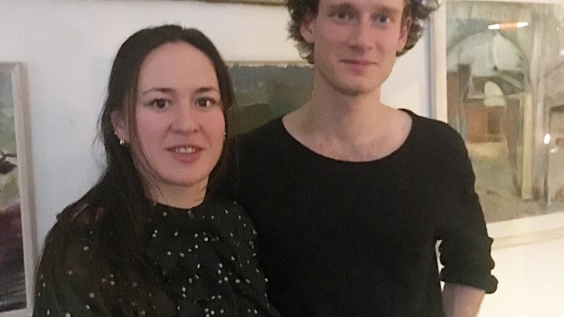 Magnus Holmander, klarinett och Irina Serotiuk, accordeon, vann i våras den prestigefyllda tävlingen Ung och Lovande i Västerås. Nu har de gästat Hultsfred och Aspelands Musikförening. Foto: Brita Carlsson