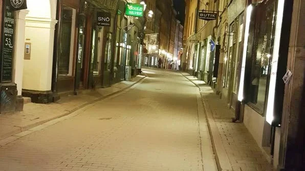 Gamla stan gapar tom.