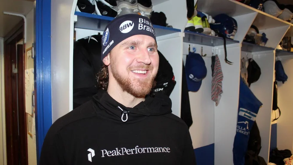 IFK Motalas spelande tränare Daniel Lehnbom ser fram emot annandagsbandyn. "En av de roligaste matcherna på säsongen", säger IFK-liberon.
