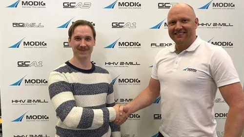 Virserums SGF:s sponsoransvarige Christian Svensson och David Modig från Modig Machine Tool.