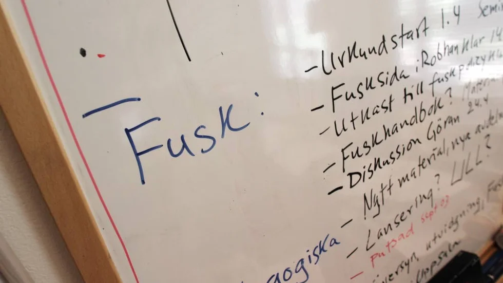 Disciplinära åtgärder får vidtas mot studenter som använder otillåtna medel eller försöker vilseleda vid examination.