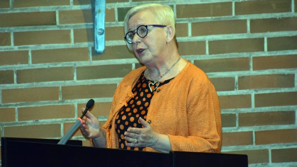 Eva Berglund (S) ifrågasatte jämnställdheten i demokratiberedningen.