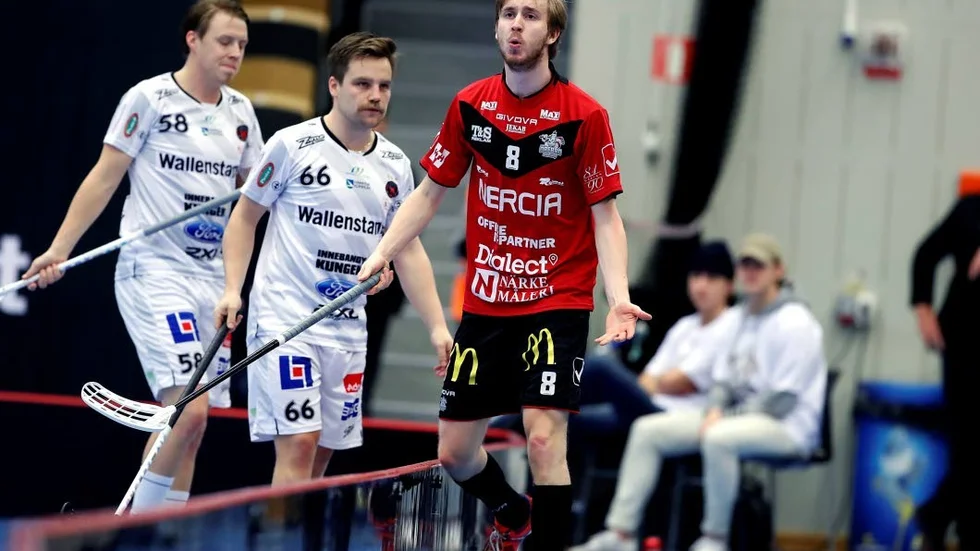 24-årige stjärncentern Simon Palmén är klar för Libk. Under den gångna säsongen gjorde han 47 poäng på 29 matcher.