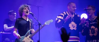 Recension: Så bra var The Wannadies episka återkomst • Bäst och sämst under kvällen • Publiken kokade: ”Bjöd på magiska urladdningar”