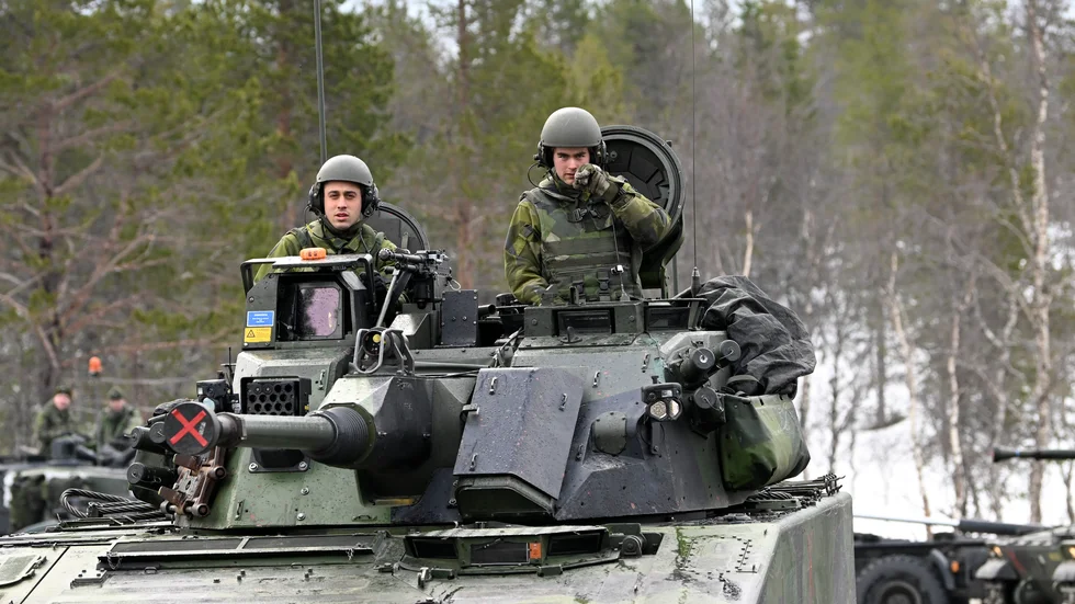Säg nu nej till svenskt medlemskap i NATO och ja till folkomröstning den 11 september, skriver Hans Bergström Eskilstuna. Bilden är från en Natoövning i år i Norge.