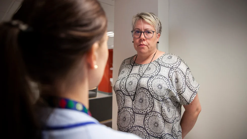 Bemanningen i vården i sommar är svår att lösa, men "Alla kvinnor som är gravida kommer att få hjälp", lovar Anna Myhrman, vårdenhetschef för Kvinnohälsan.