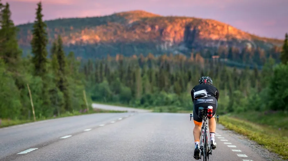 Laponia triathlon. Åttonde juli arrangeras världens nordligaste tävling över Ironmandistans i Gällivare.