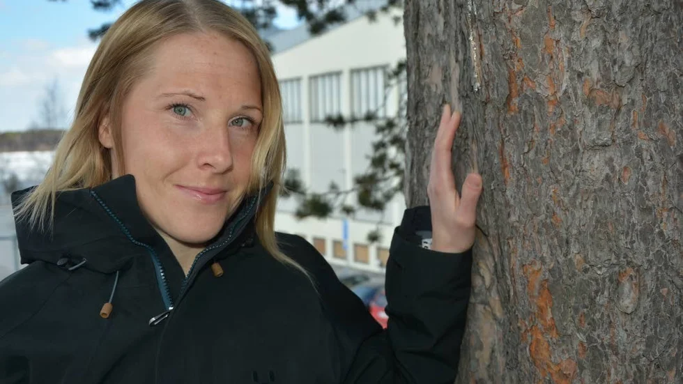 Klasslöpare. Trots besvär med sjukdomar och skador kämpar Cornelia Henriksson, 32 vidare i löpkarriären. Nu har hon halvmaran i Luleå Stadsmara i sikte.