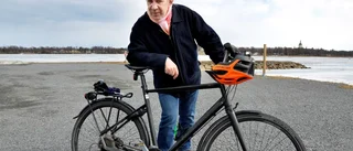 Han cyklar från Haparanda till Ystad