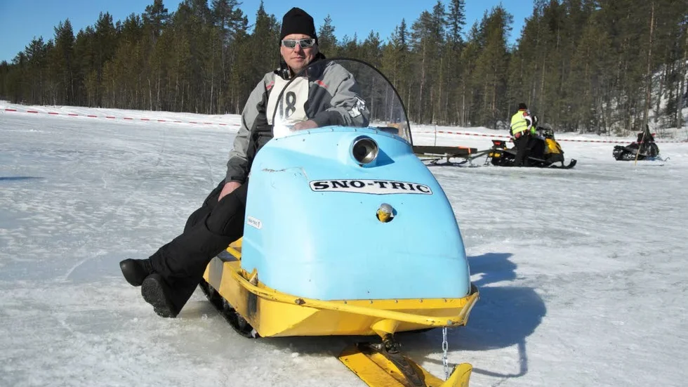 Sno-tric. Anders Jungfall med en Sno-tric från 1968, precis en sådan maskin som han själv körde som barn.