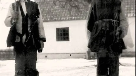 Askkällingar i Väskinde socken på 1930-talet. Foto: Väskinde hembygdsförening