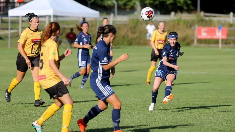 Rosie McShane fick debutera i P18 mot Älta.